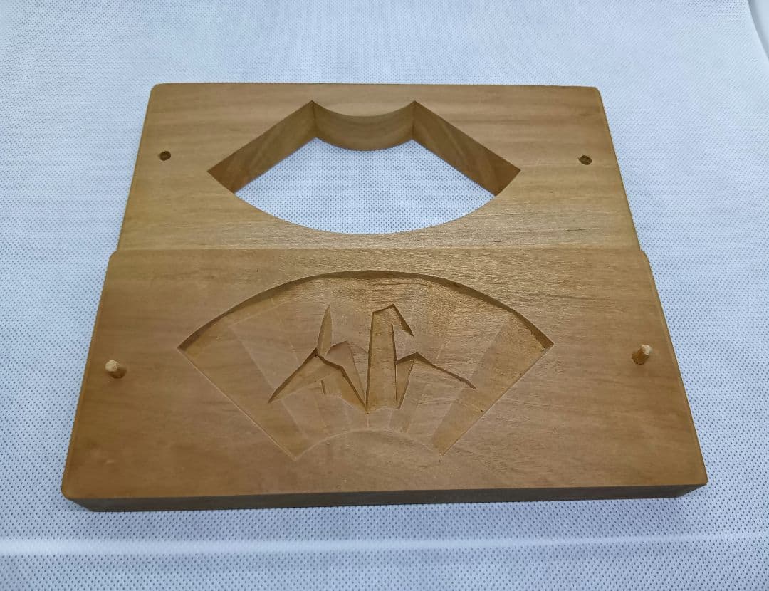 和菓子木型 #51 扇に鶴折り紙