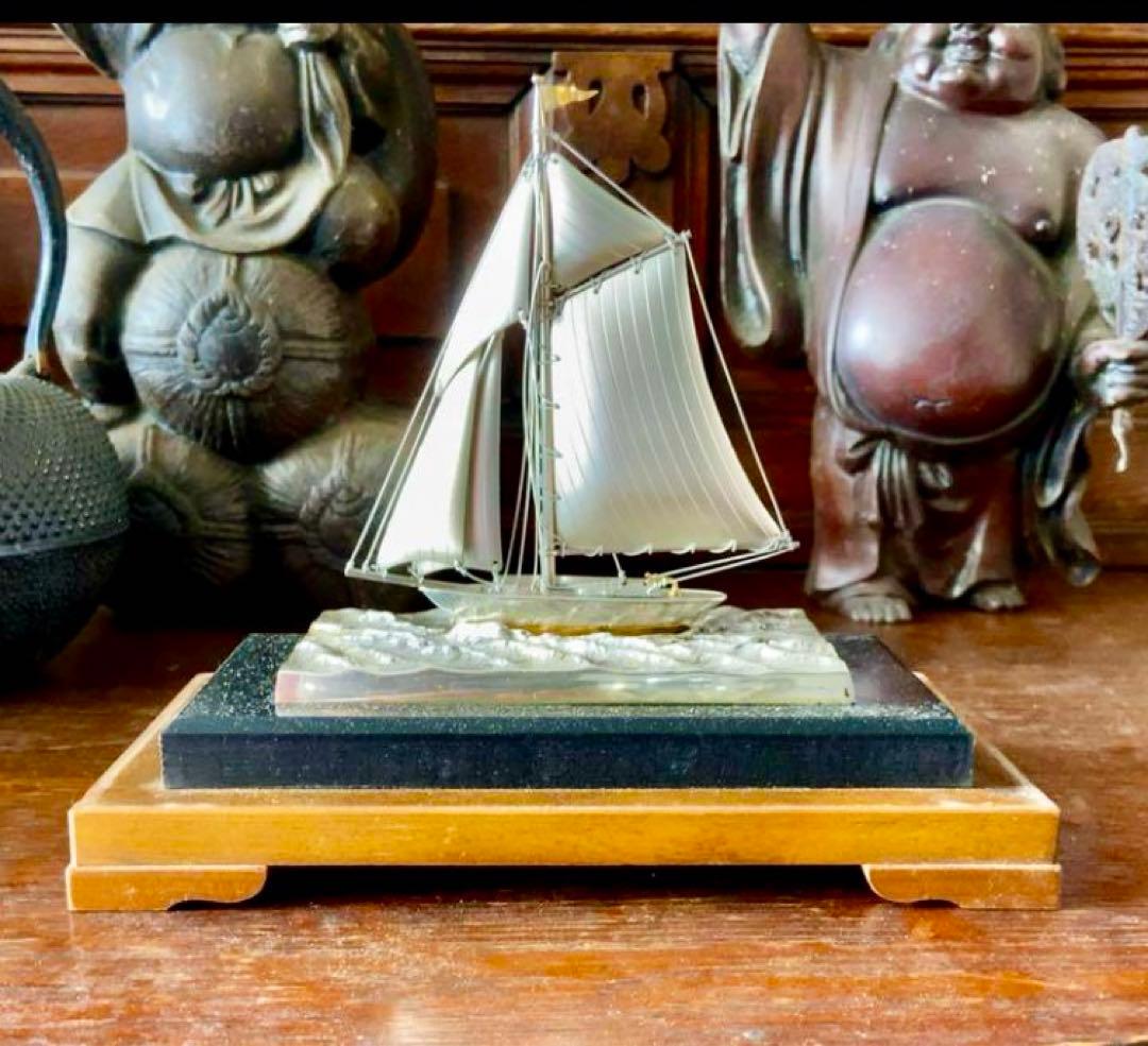 美品★銀細工 関武比古 銀製 帆船 ヨット 置物 飾物 ガラスケース