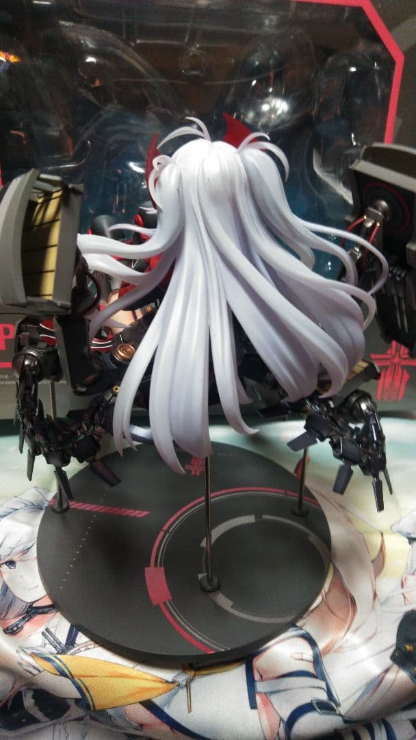 お*ン様 アズールレーンプリンツ・オイゲン フィギュア