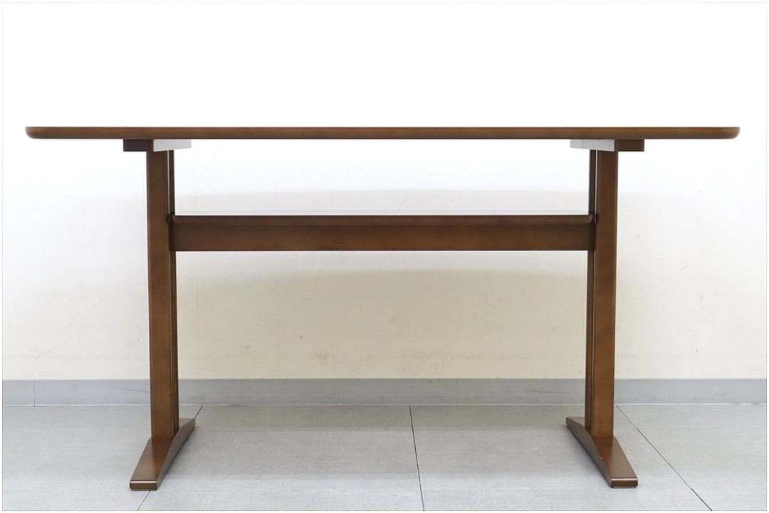 美品 カリモク60 カフェテーブル1200 ウォールナット 食卓 机 テーブル