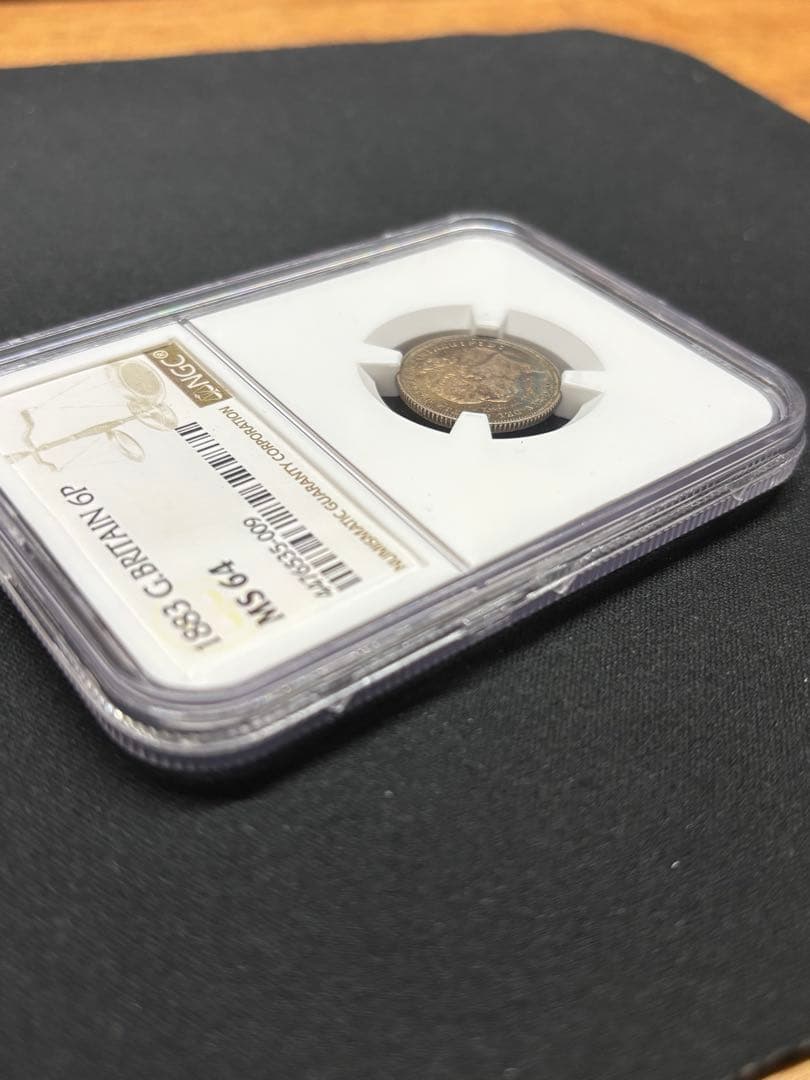 【高鑑定】1883年 イギリス 6ペンス銀貨・ヴィクトリア女王 ヤングヘッド