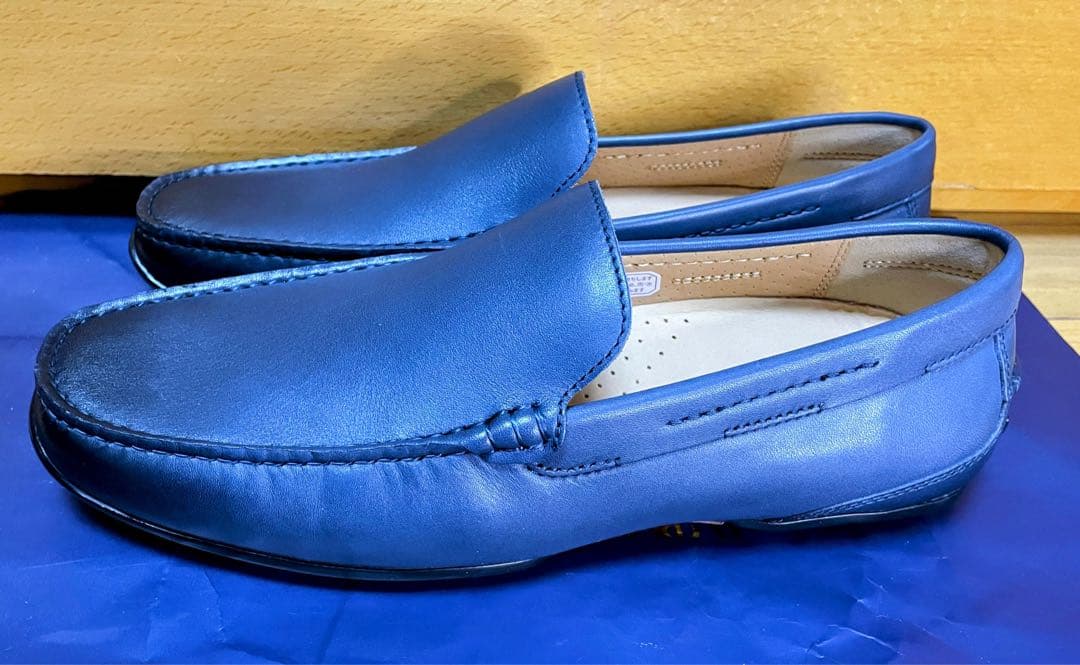 最終値下新品リーガル革スリッポンシューズイタリアンレザー25ドライビングネイビー