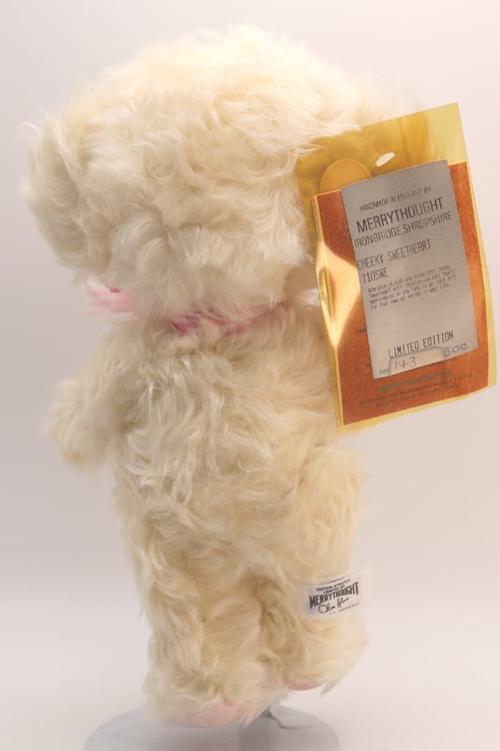 Cheeky SweetHart 2000年度 143 / 500日本限定品