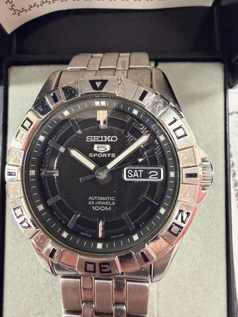 【美品】SEIKO 5スポーツ腕時計 100m防水 自動巻
