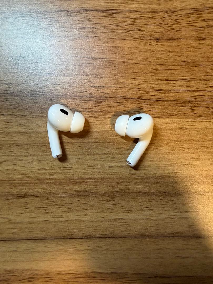 Apple airpods pro 2 エアポッズプロ　イヤホン