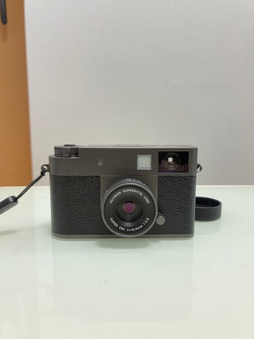 FUJIFILM X-half チャコールシルバー