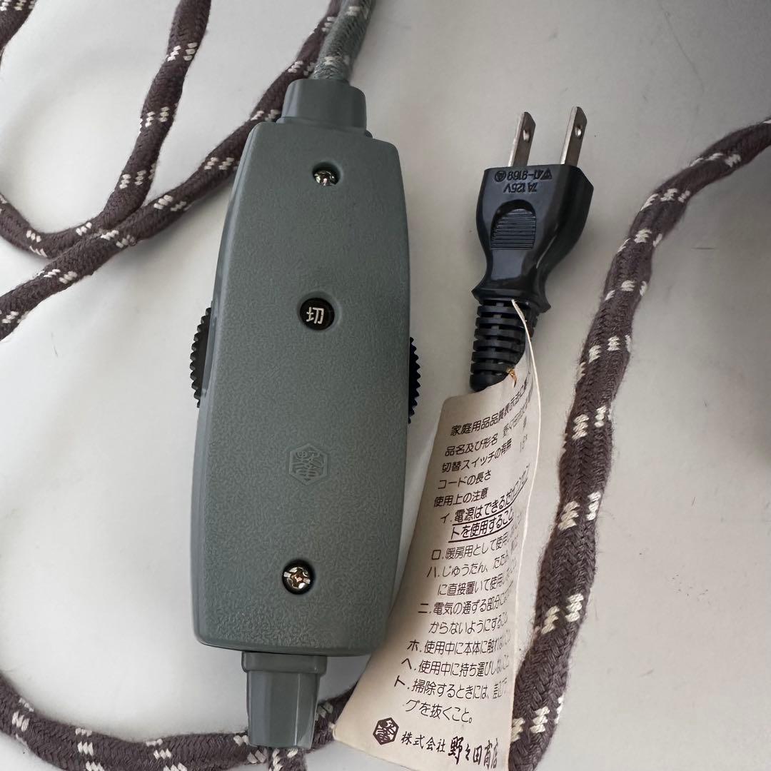 茶道具　電熱式　黒真塗　面取風炉　野々田製　敷板付　稽古　湯沸かし　釜　茶の湯