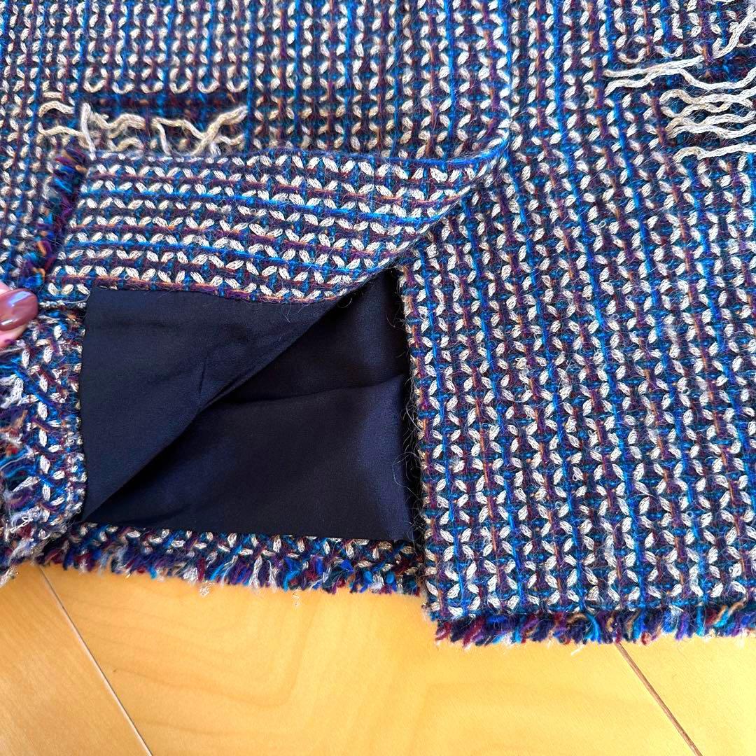 《美品》CHANEL ツイード　膝丈スカート　ウール　ライオン金具