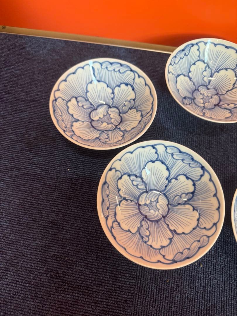 1968 三川内焼　嘉久正窯　手描き　牡丹　輪花小鉢　5客　未使用