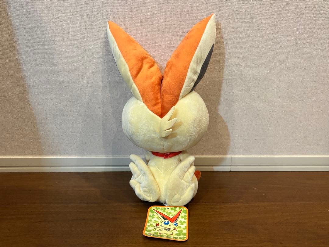 ポケモンセンタートウホク限定 等身大ビクティニ ぬいぐるみ やすらぎのすず