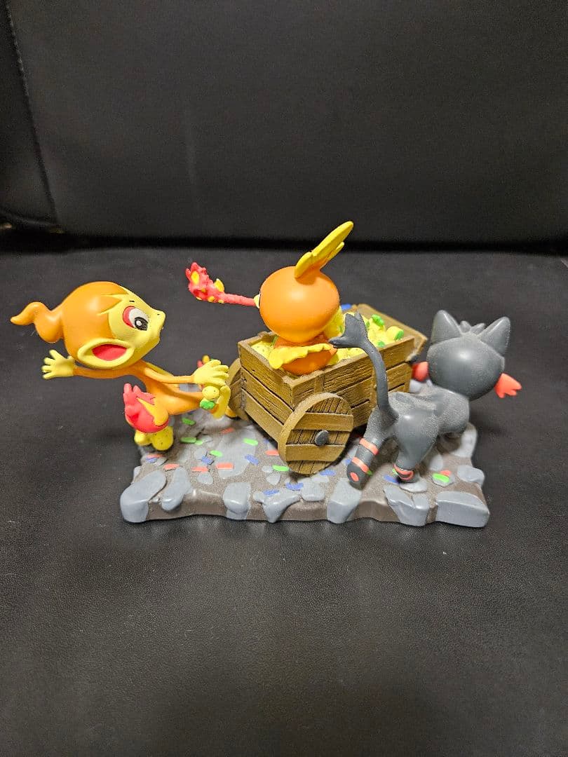 ポケモンセンター 御三家 フィギュア 6体セット 美品