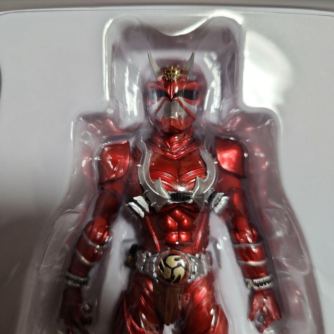 S.H.Figuarts 真骨彫製法 仮面ライダー響鬼 紅