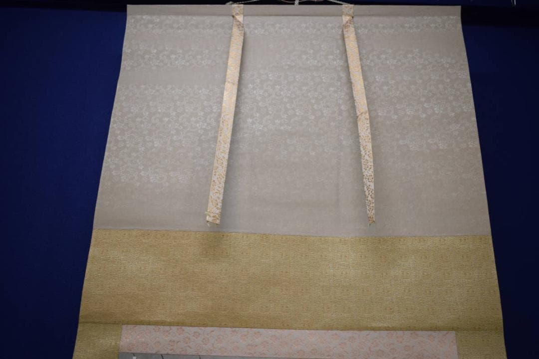 真作/春秋/紅白梅鴬図/鶯/花鳥図/布袋屋掛軸HJ-963