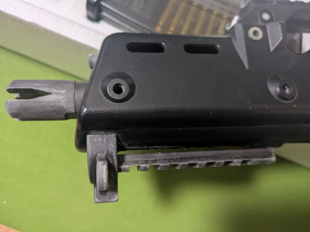 18歳以上用　東京マルイ　G36C 電動ガン マガジン2本・バッテリー付き