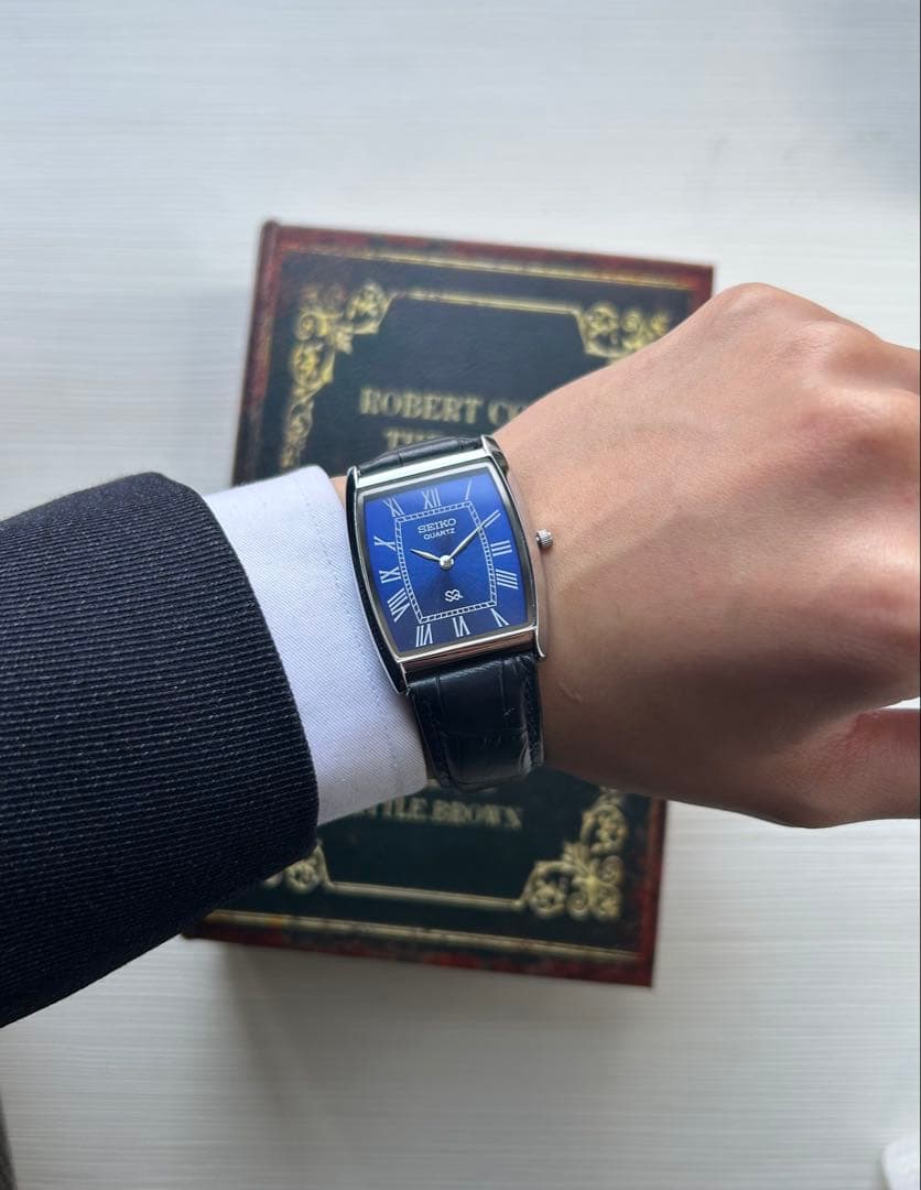 SEIKO tank トノー型 ブルー文字盤 稼動品