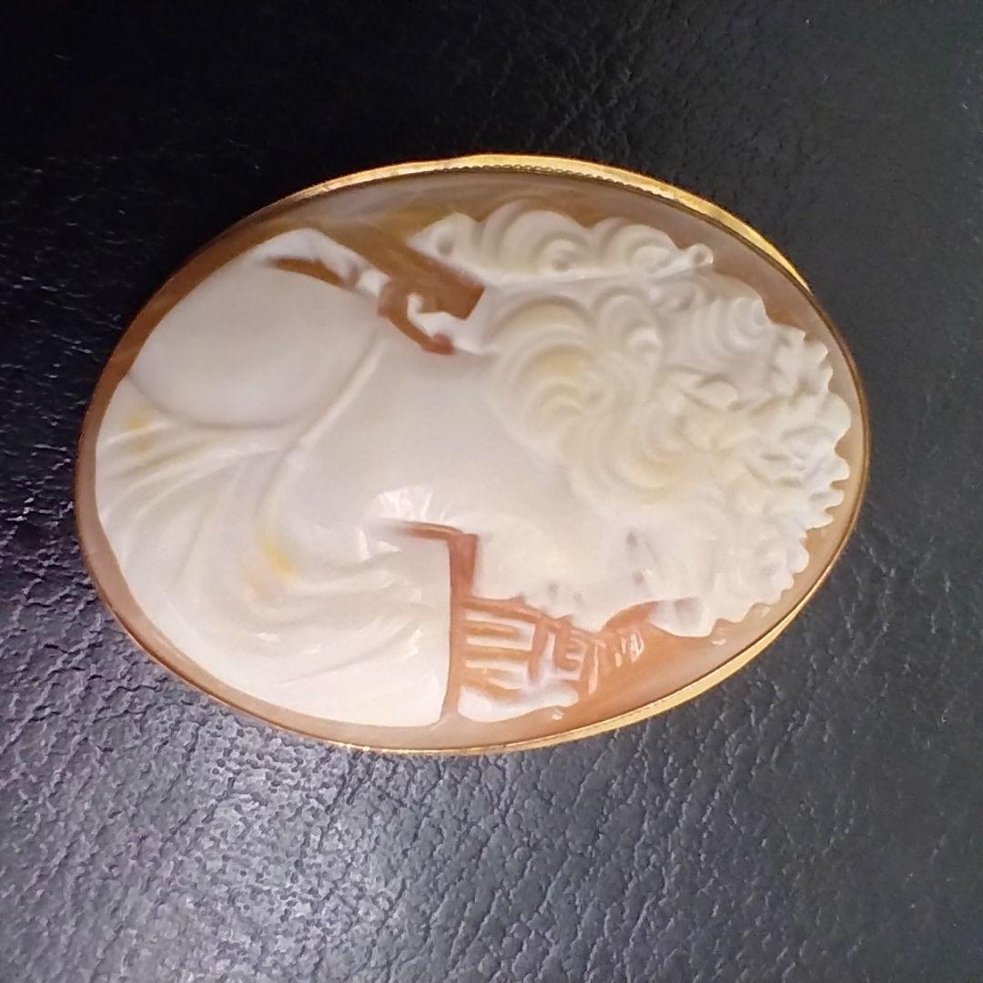 ※美品※　Donadio カメオブローチ　k14