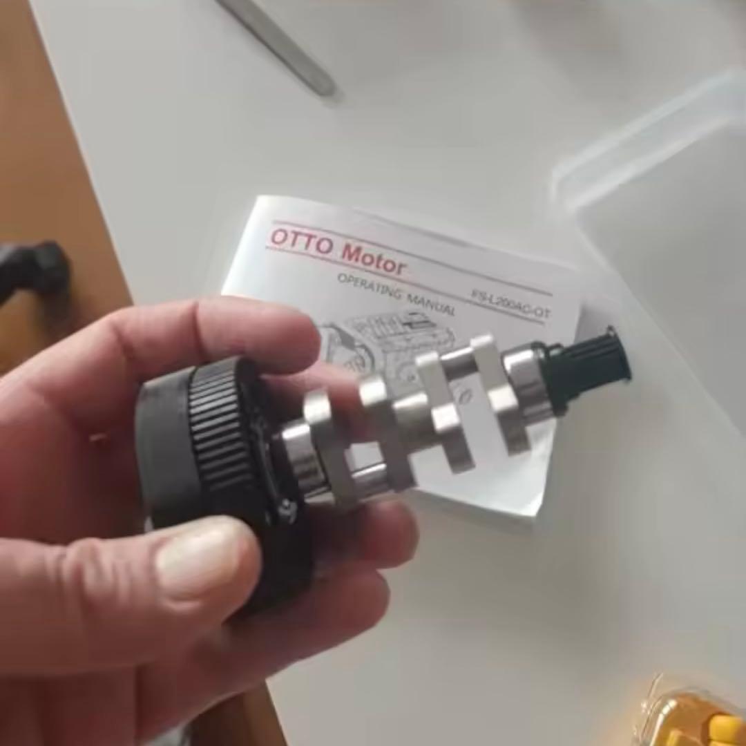 2気筒4ストローク エンジン 卓上模型 スターリングエンジン 原動機模型