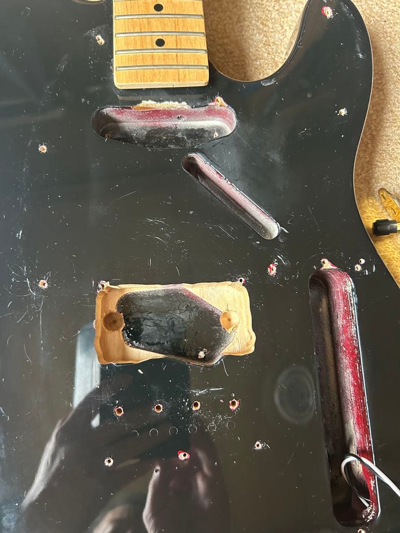 y*m様 ブラック＆ゴールド　超クールなテレキャスター　VH-1搭載　ハードケー