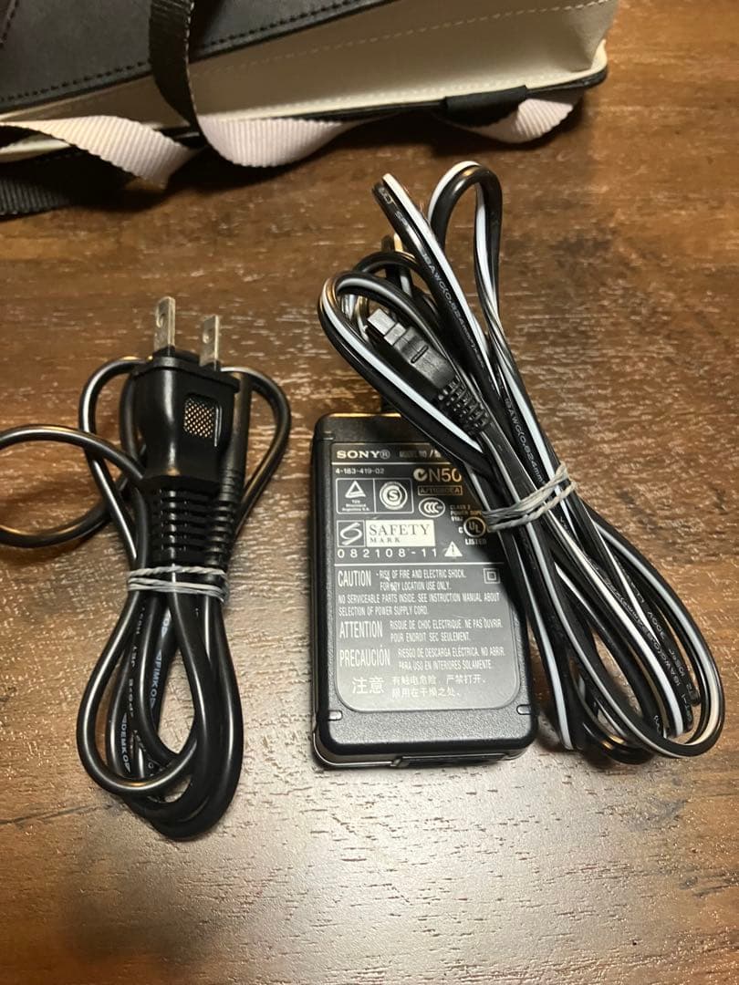 Sony ビデオカメラ　HDR-PJ20