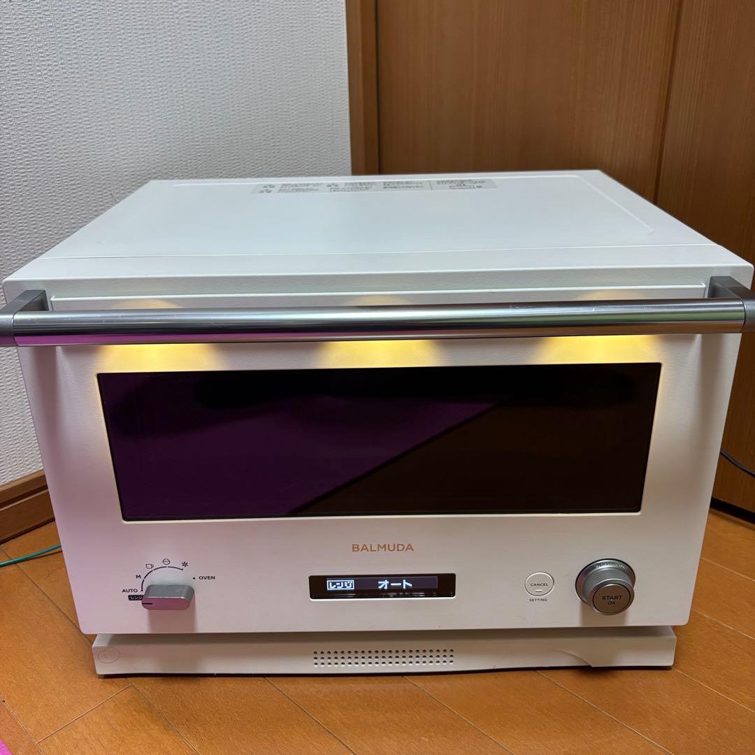 【美品】BALMUDA オーブンレンジ　K04A-WH 21年製【特価品】