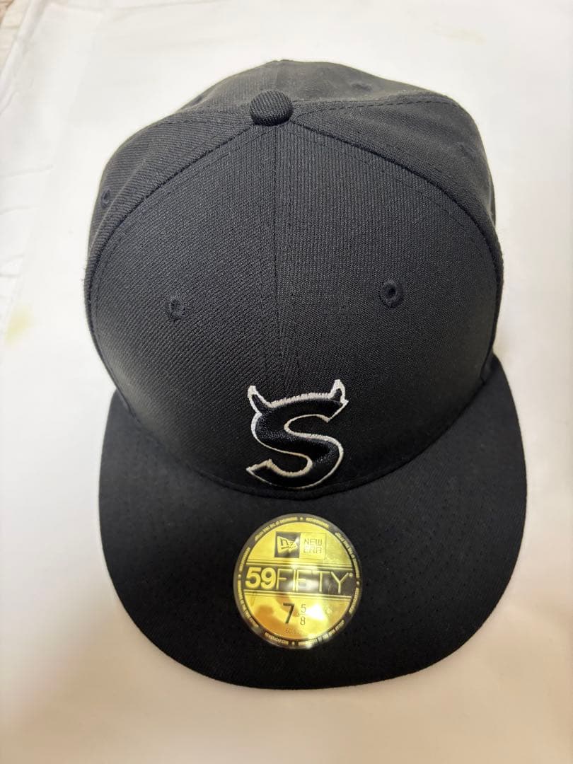 美品　Supreme　S Logo　ツノ　New Era　FW22　\