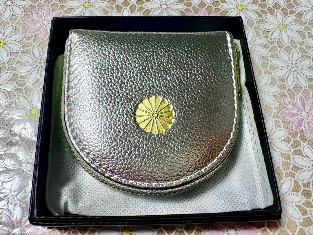 【皇居財布】馬蹄型小銭入れ/シルバー ／新品未使用/高級牛革/年内入手困難