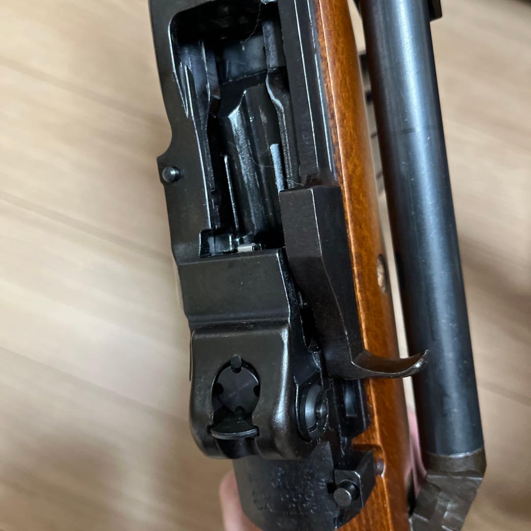 モデルガン 木製と金属製 マガジン付き