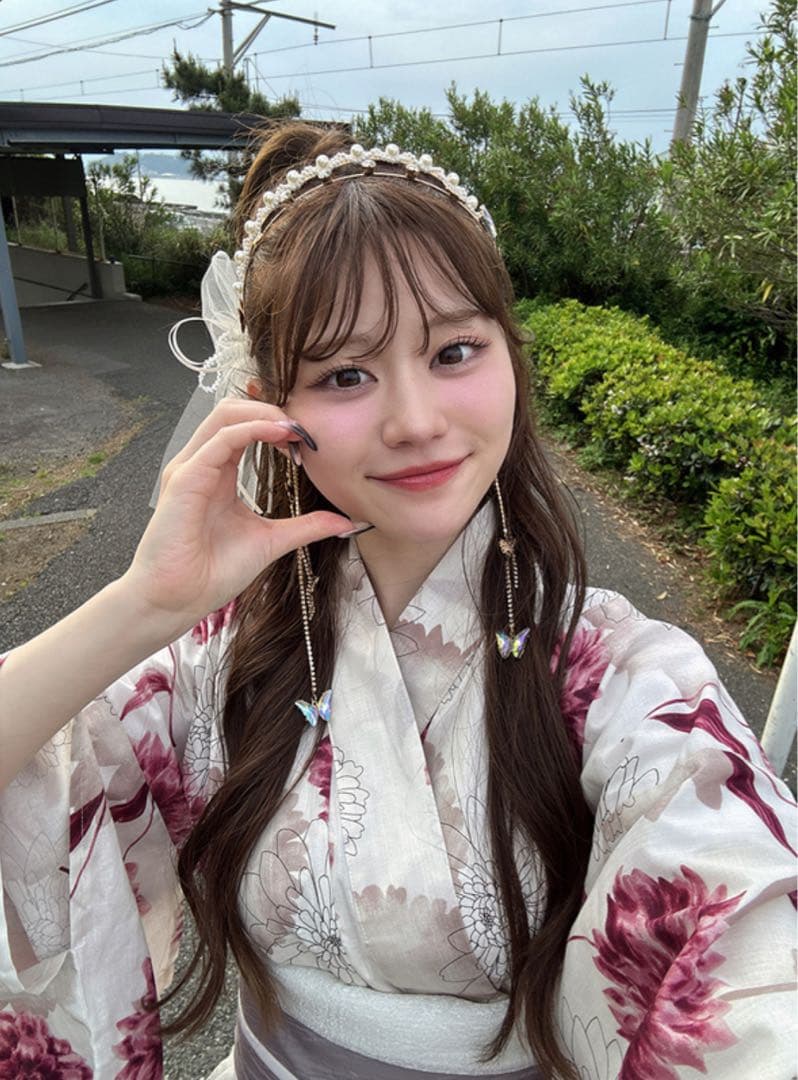 GRL ダリア柄浴衣セット 蝶々の帯飾り付き