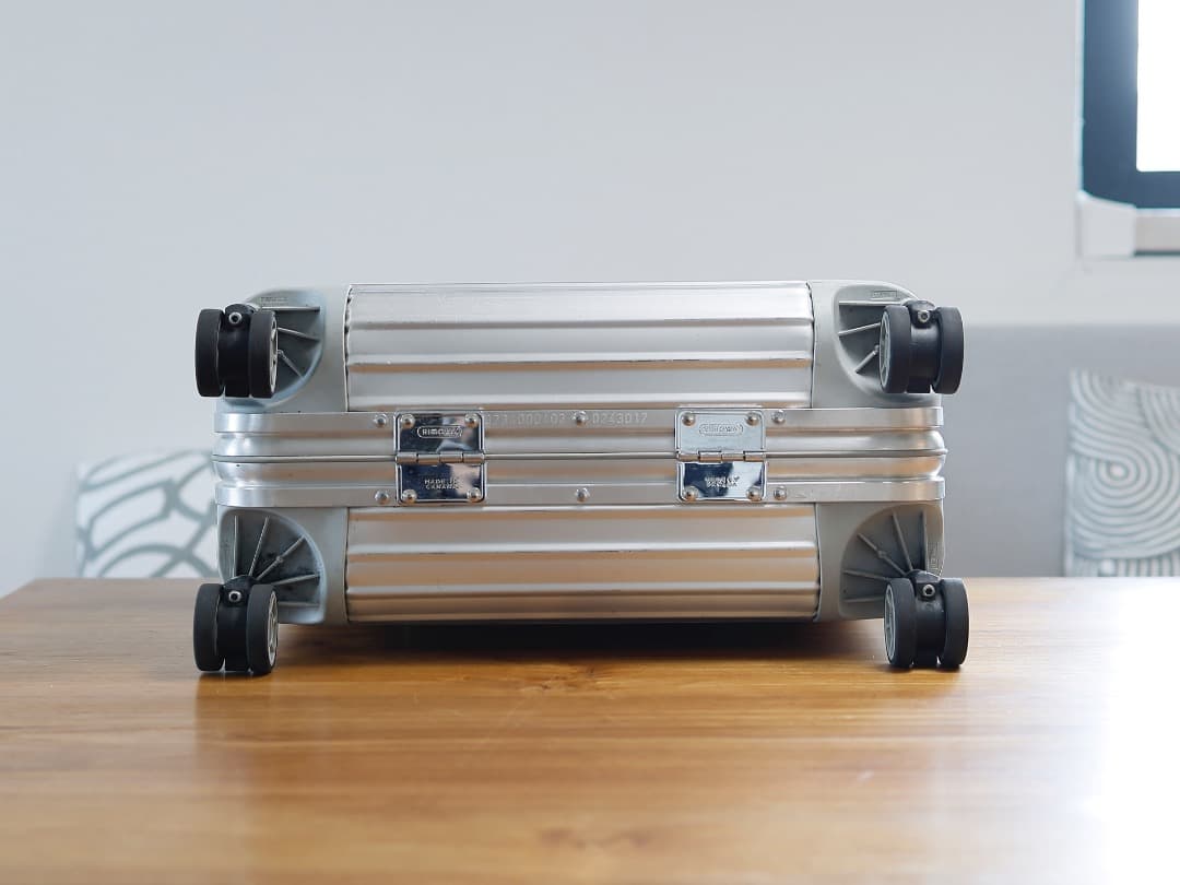 週末特価　正規品　RIMOWA　トパーズ リモワ　ビジネストローリー