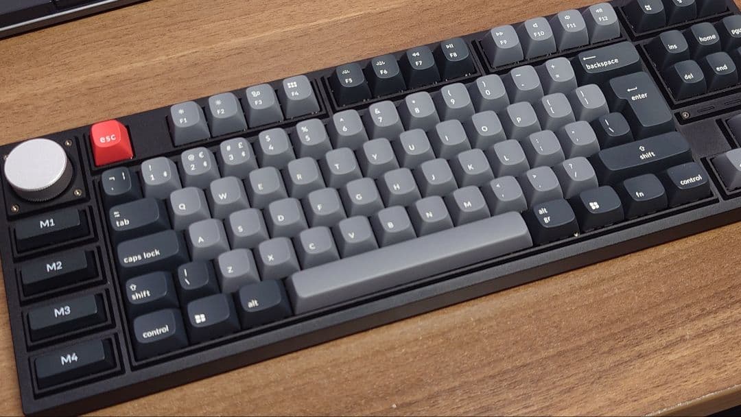 Keychron Q3 Pro SE - カスタムメカニカルキーボード