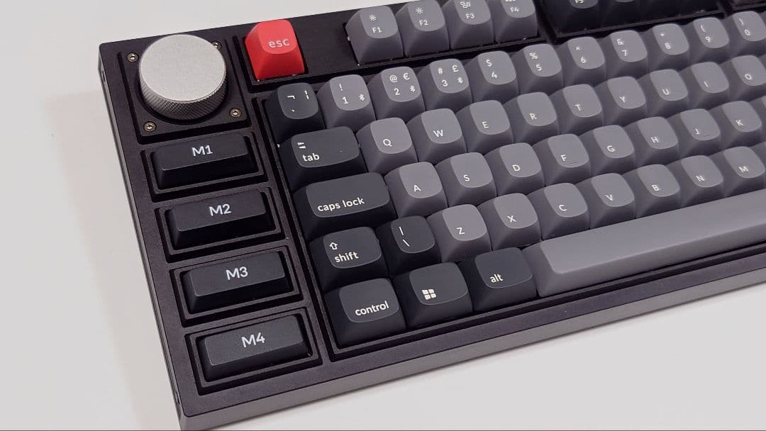 Keychron Q3 Pro SE - カスタムメカニカルキーボード