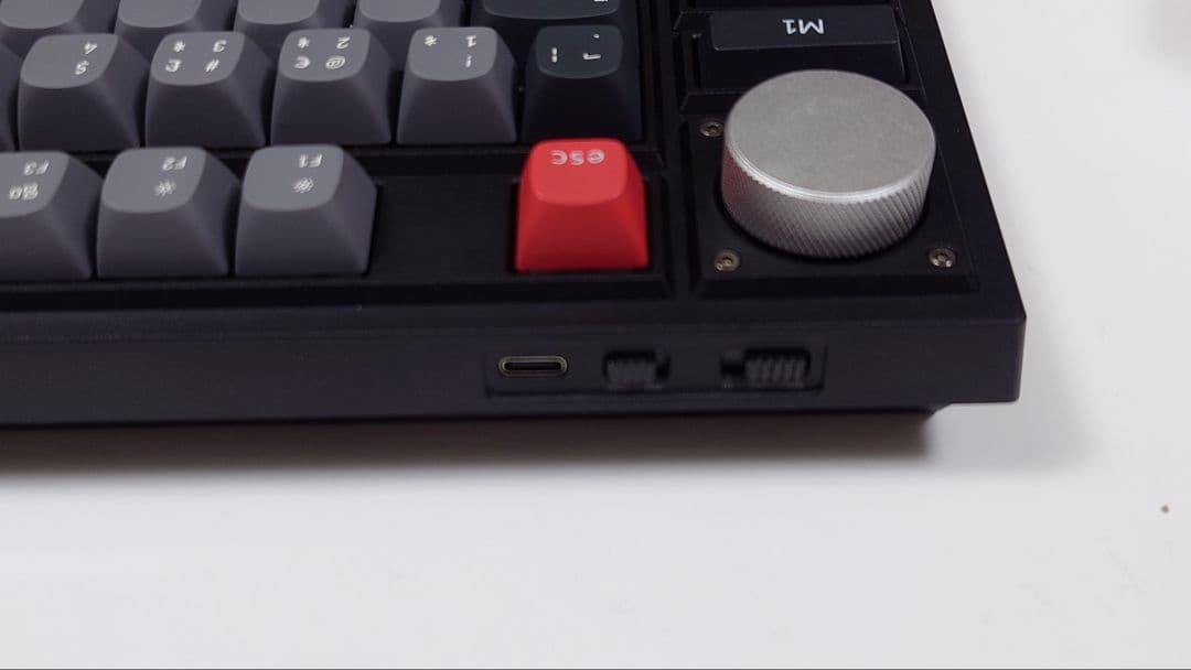 Keychron Q3 Pro SE - カスタムメカニカルキーボード