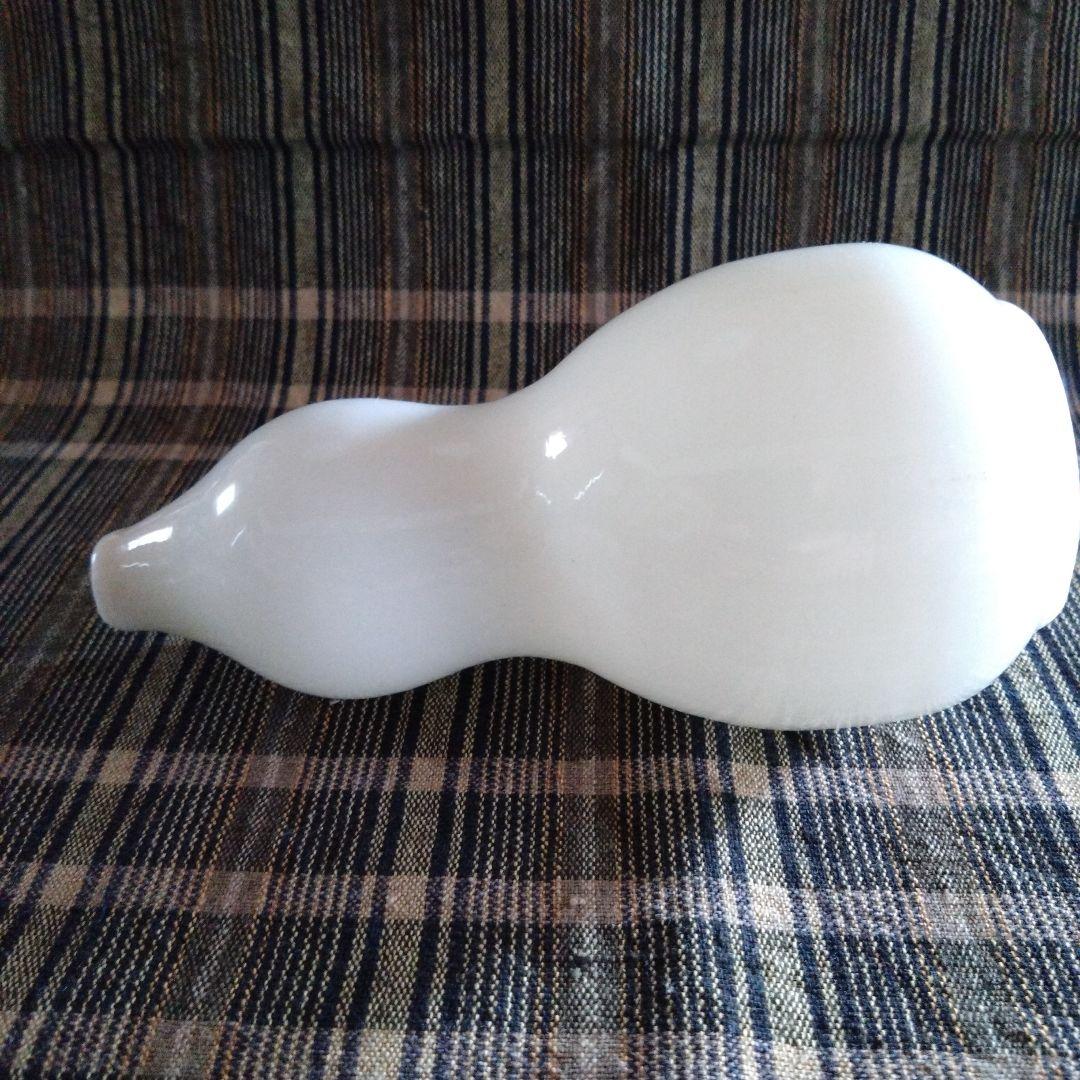 乳白色瓢形ガラス徳利