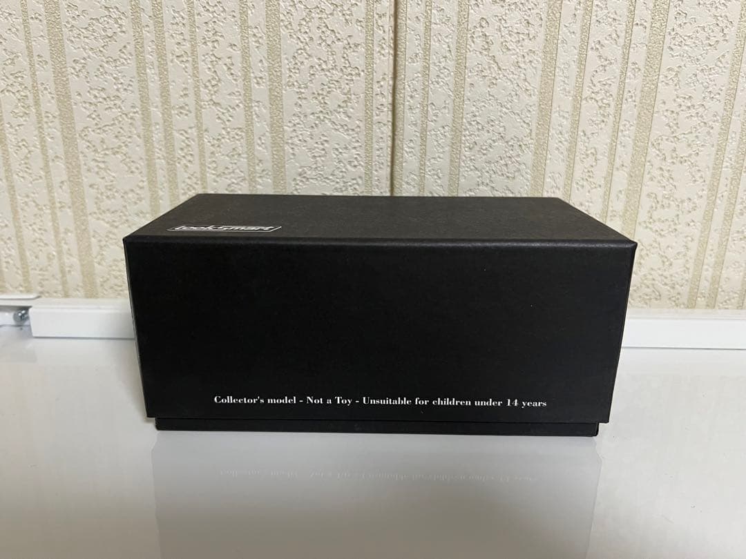 1/43 ルックスマート　ランボルギーニ　ウラカン　sto