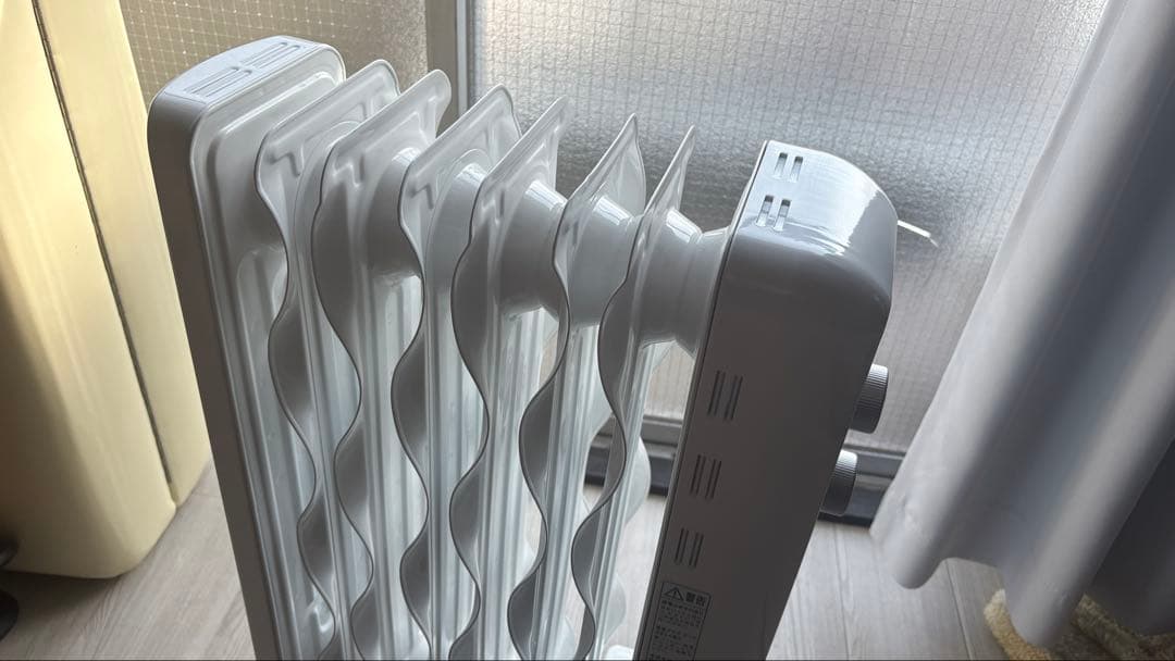 アイリスオーヤマ ヒーター オイルヒーター ウェーブ型 1200W 8畳