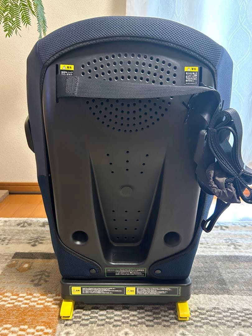 極美品 アップリカ フォームフィット セーフティプラス ISOFIX