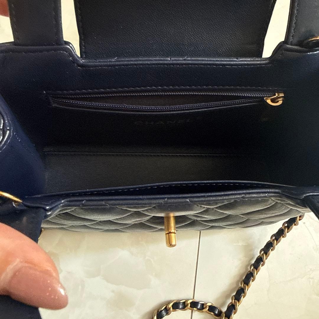 シャネルケリー　CHANELミニショッピングバッグネイビー