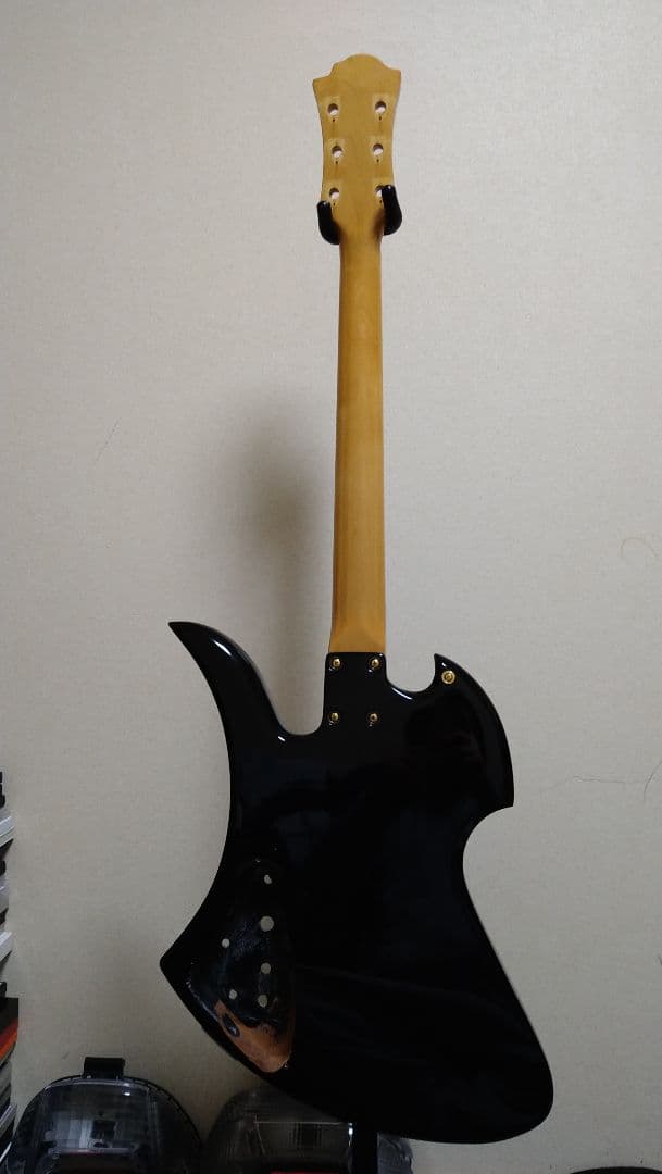 Burny　MG80x モッキンバード　hide モデル