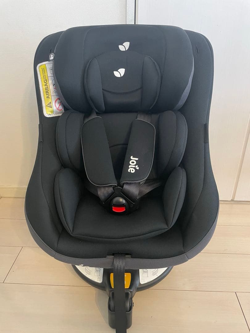 Joie 360°回転式チャイルドシート