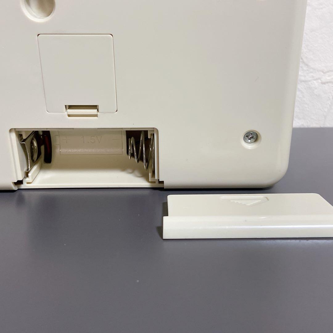 TWEMCO パタパタ時計　クオーツ　クリーム色