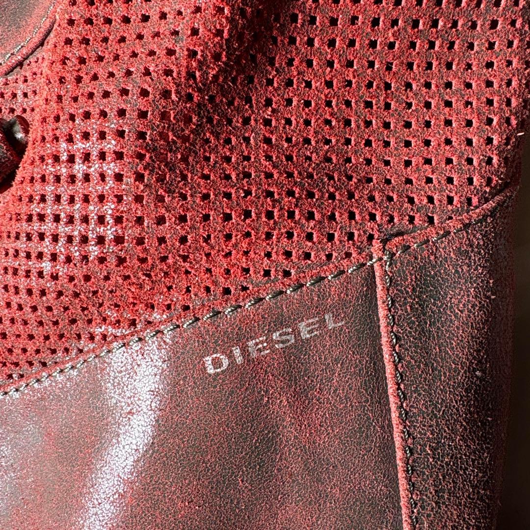 ディーゼル　diesel クラッシュレザー　レッド　ショルダーバッグ　ポーチ付き