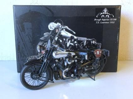 特価 MINICHAMPS 1/12 ブラフ シューペリア SS100 ロレンス