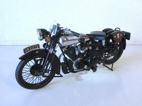 特価 MINICHAMPS 1/12 ブラフ シューペリア SS100 ロレンス