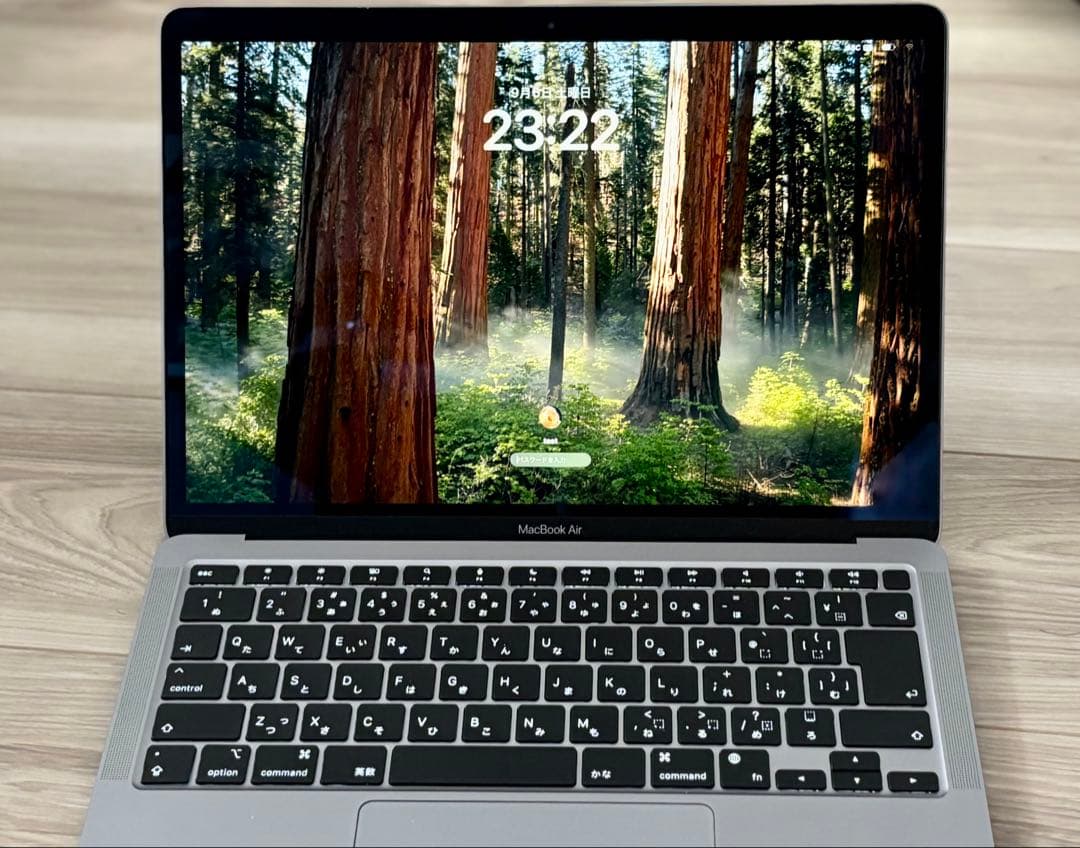 MacBook Air M1 13インチ16GB 512GB