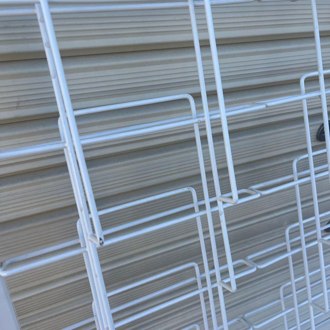 引き取り限定　スチール製 マガジンラック パンフレットスタンド 自立式 ホワイト