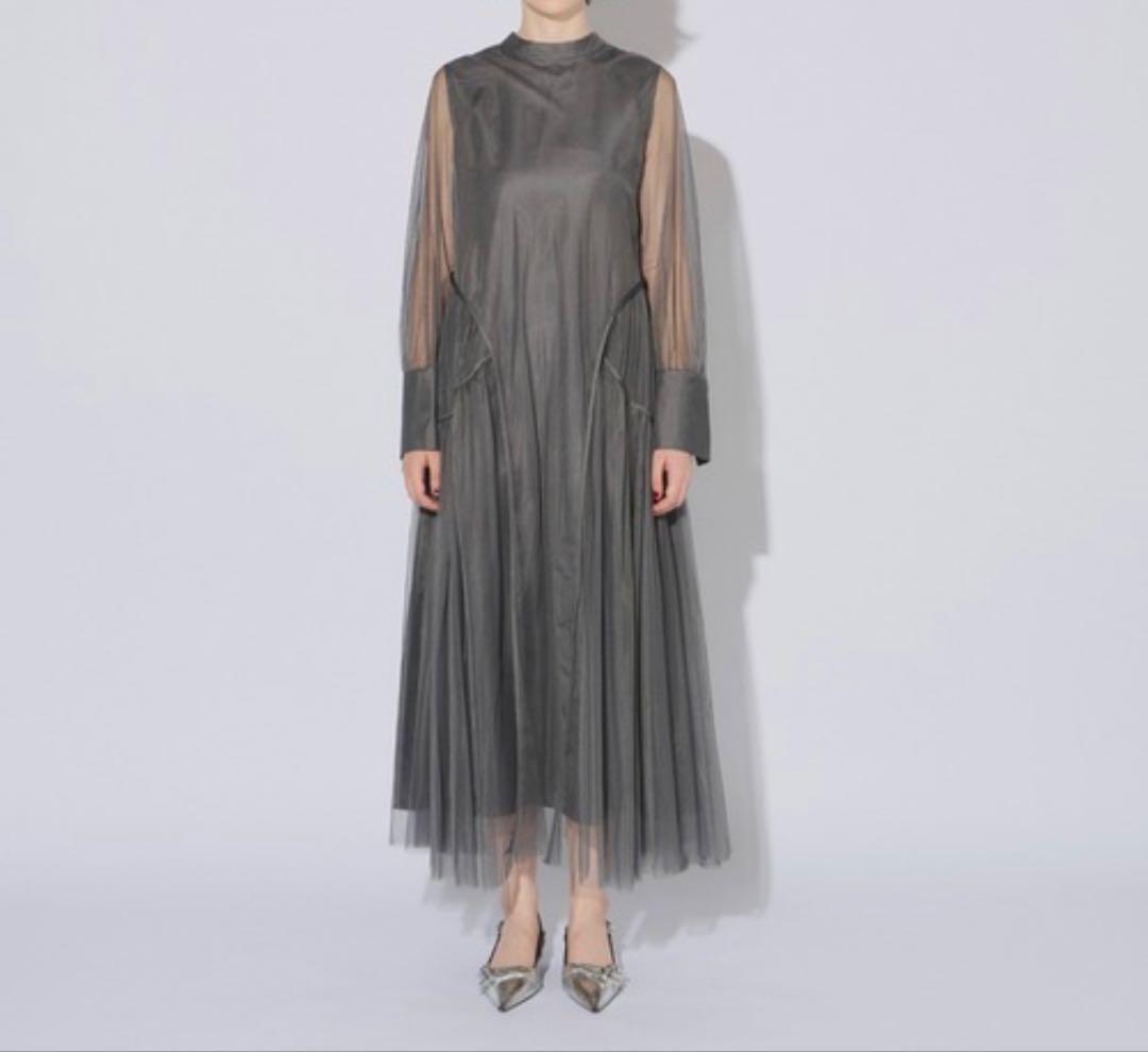 niana チュールパイピングAラインドレス　オケージョンドレス　M チャコール