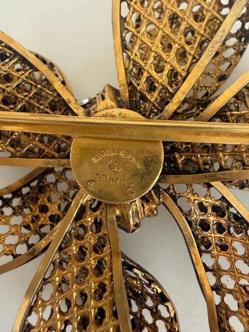 CHANEL ヴィンテージ リボン ブローチ