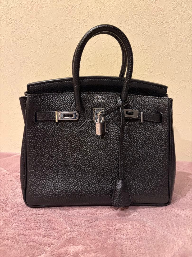 ブラックレザートートバッグ