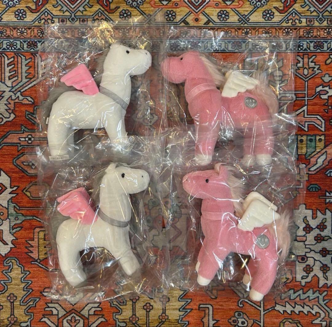 国際フォーラム　ぬいぐるみ　干支　午　ユニコーン　2色　4体セット