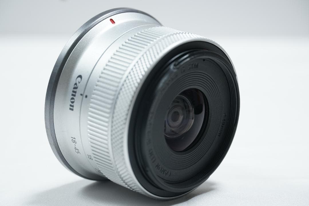 Canon RF-S18-45mm F4.5-6.3 IS STM シルバー